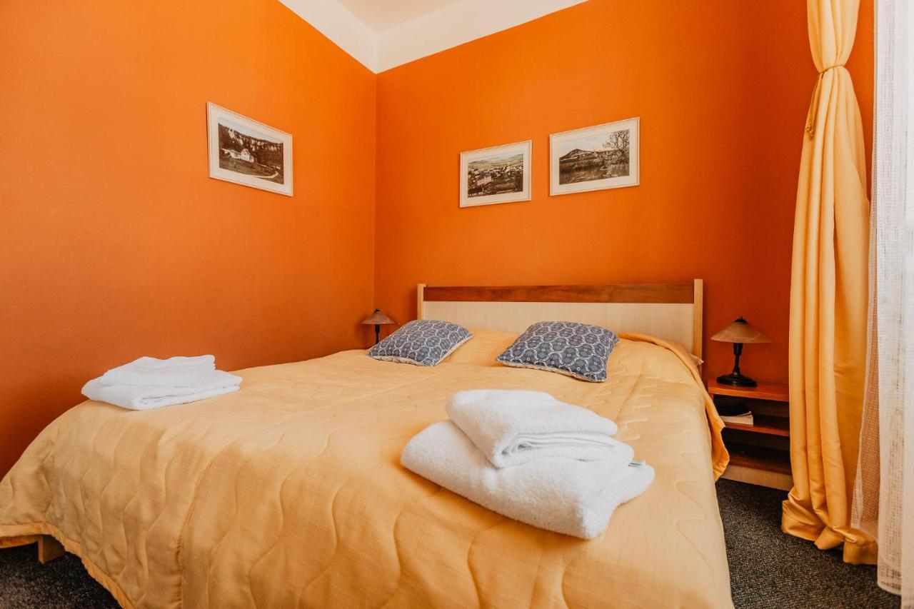 Hotel U Valdické brány Jičín Exteriér fotografie